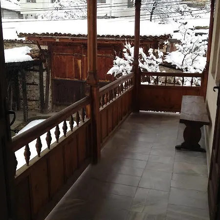 Bonchova House *